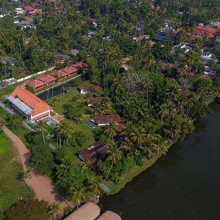 Palmgrove Lake Resort Alappuzha Eksteriør billede