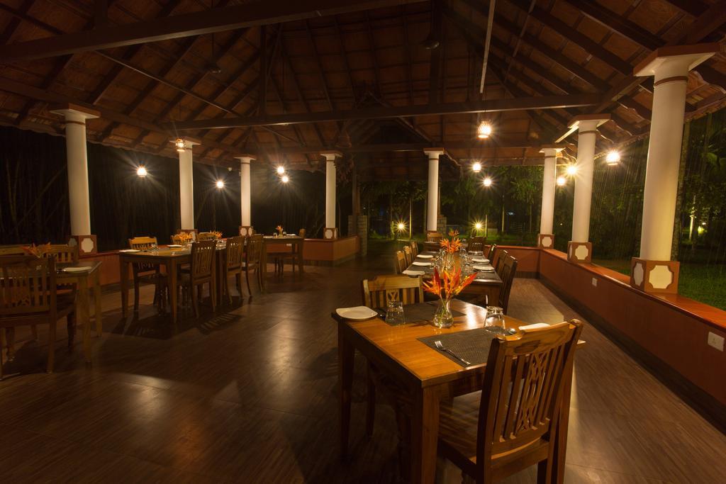 Palmgrove Lake Resort Alappuzha Eksteriør billede